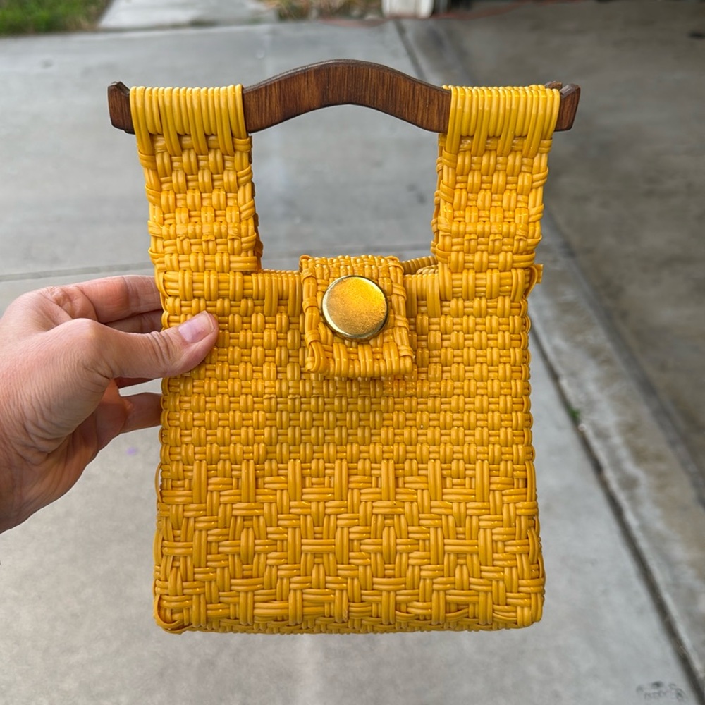 Mini tote handbag perfect for date night out